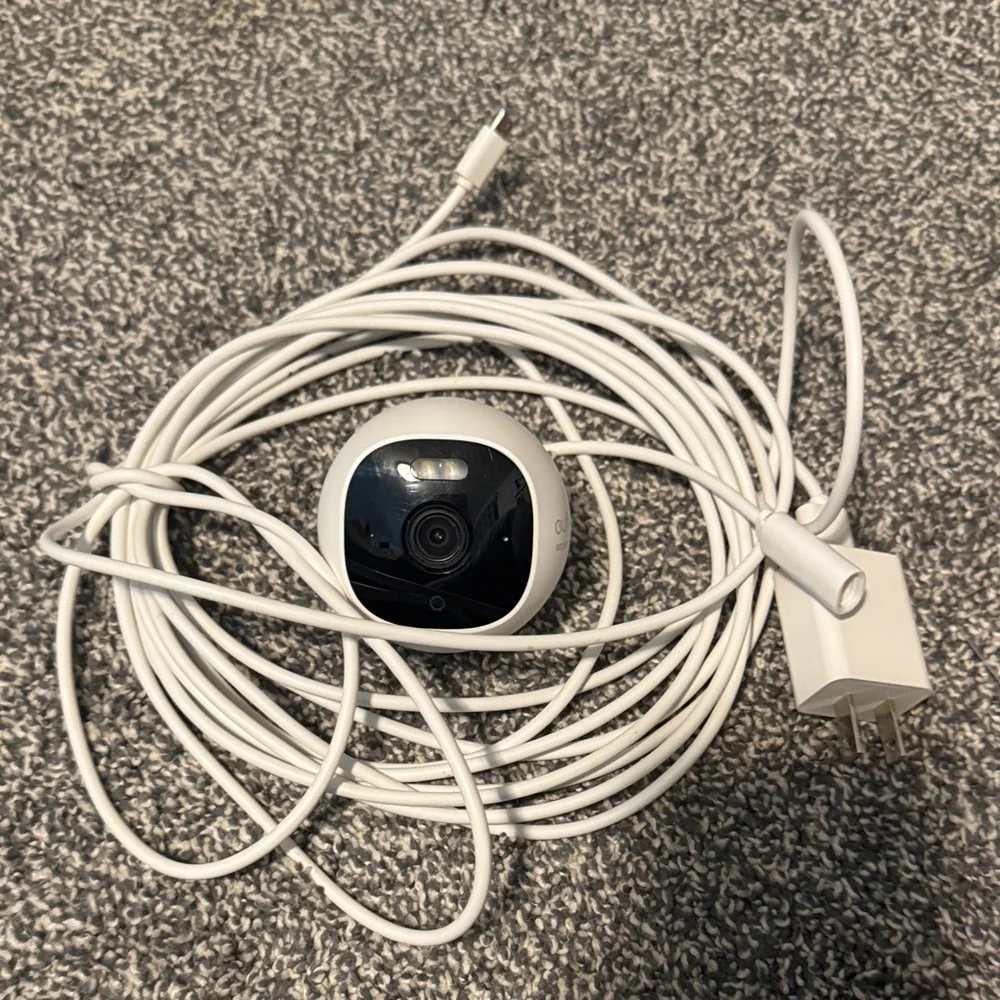 Google Webcam with White Cable and Charger